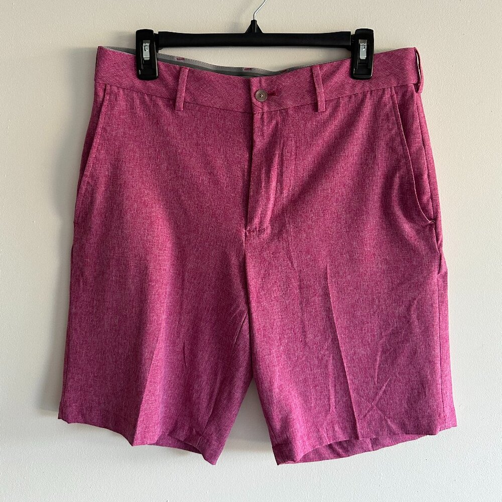 Walter Hagen Dark Magenta Golf Shorts, Size 32